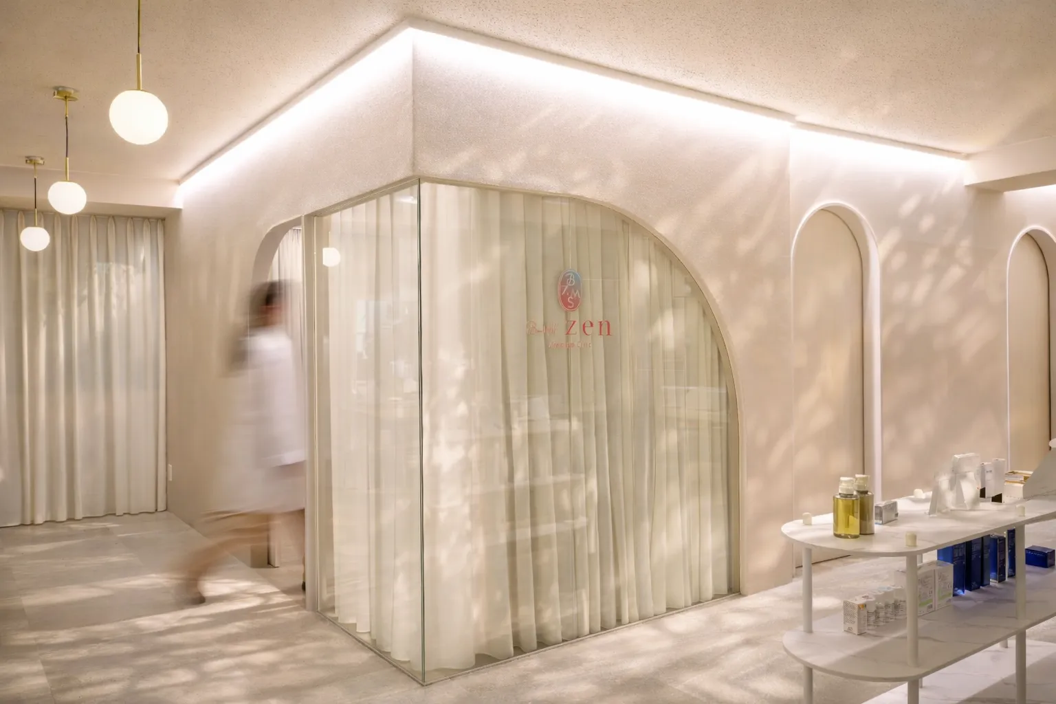 Beautiful Zen MedSpa Clinic ウェルネスカウンセリング